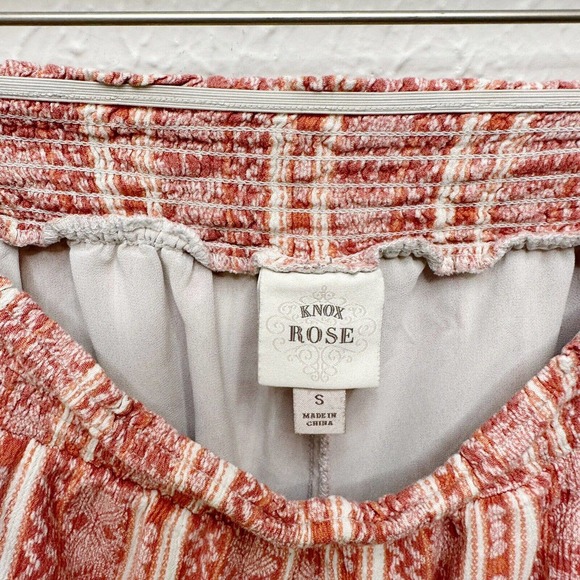 Knox Rose Sz S Geometric Aztec Boho Crinkle Rayon Smocked Pull On Shorts Red - Picture 4 of 6